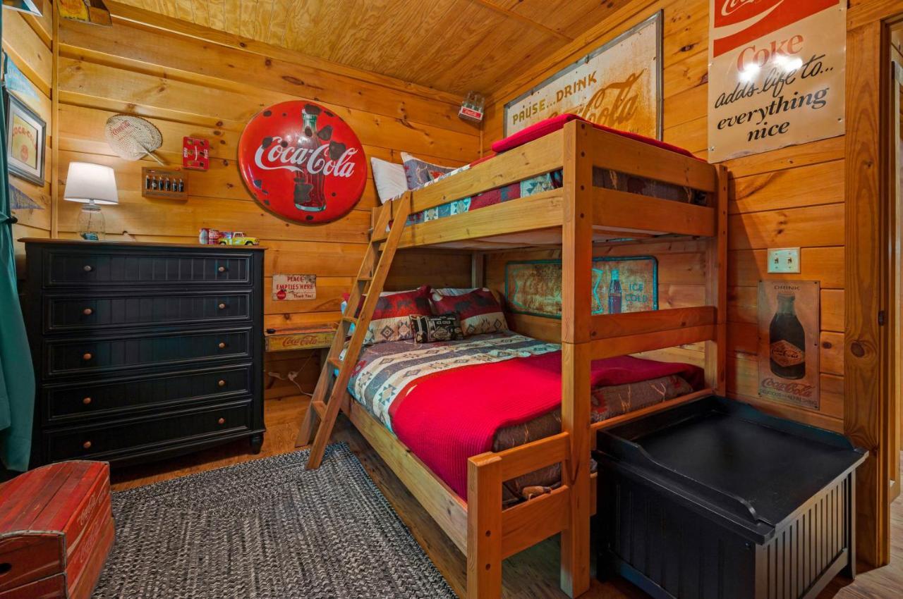 Dreamy & Outdoor Oasis! Mins To Nat'l Park! Holiday home Townsend