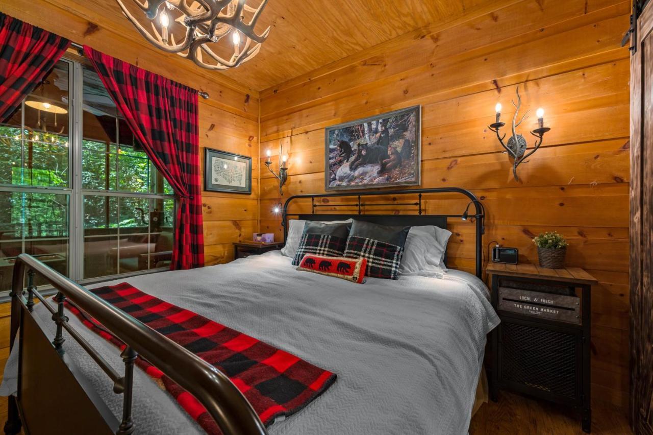 Holiday home Dreamy & Outdoor Oasis! Mins To Nat'l Park! *